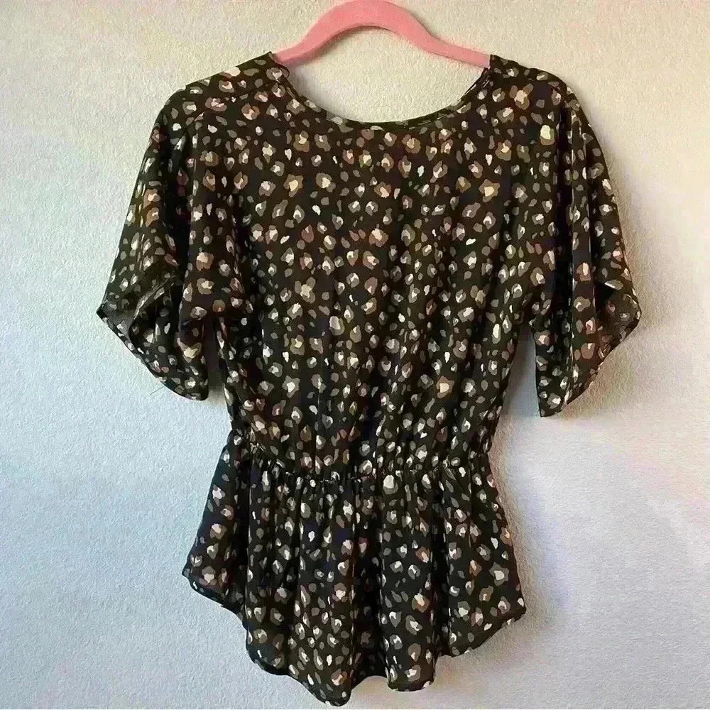 Sienna Sky New Leopard Top Sz xs - Picture 5 of 12
